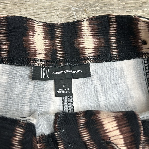 NEW INC International Concepts Boho Striped Print High Rise Shorts Brown Sz 4 - Picture 3 of 8